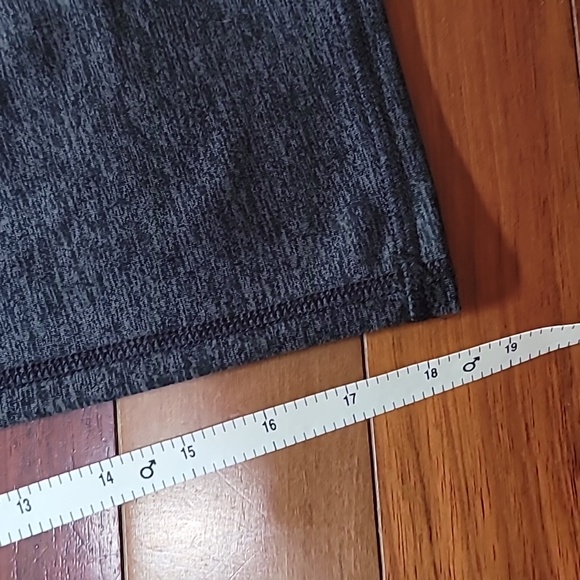 Womens Xersion Capri leggings with pockets size medium - Picture 9 of 14